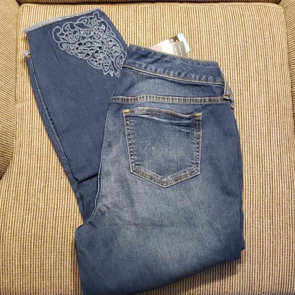 Torrid crop jeans